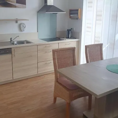 Appartement Im Gruenen By Interhome *